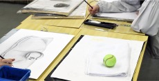 学生クラスのデッサン